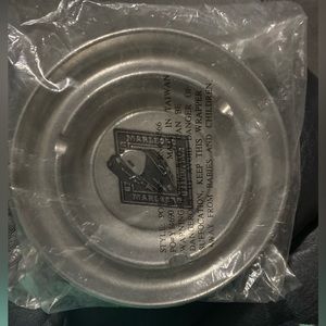 Vintage  Ashtray -UNLIMITED GEAR/Marlboro